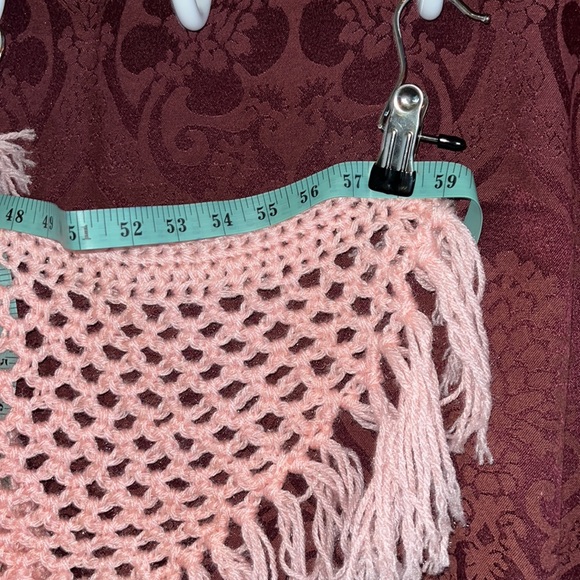 Handmade Pale Pink Open Knit Fringed Boho Shawl Scarf Open Poncho Western Wrap - Picture 10 of 11